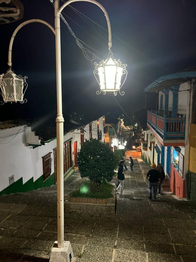 Отель Spanglish Colombia Херико Экстерьер фото
