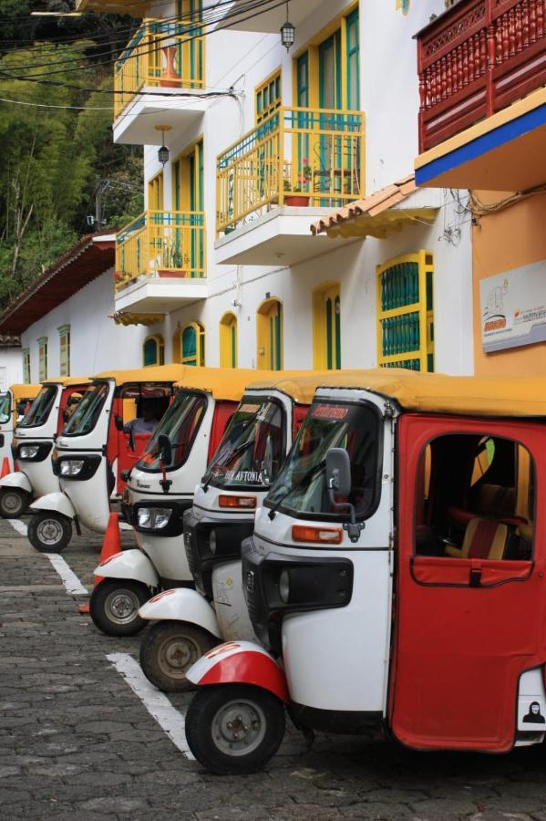 Отель Spanglish Colombia Херико Экстерьер фото